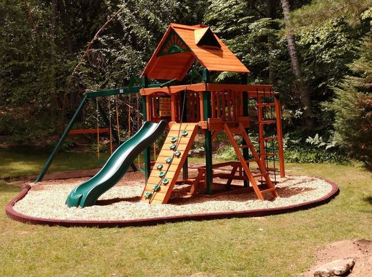 Playground Installation & Rubber timbers boarder w/playground surfacing