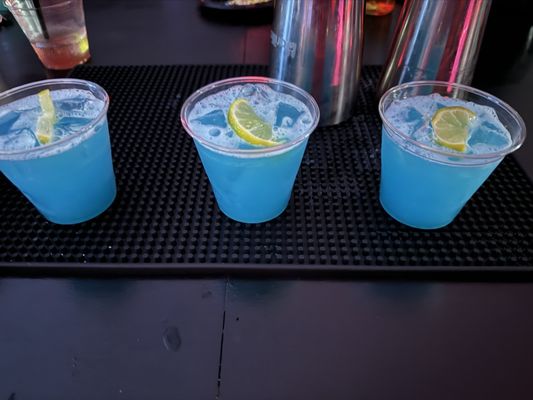 "Blue Life" Weekday Specialty Drink