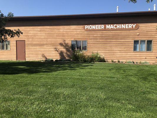 Pioneer Machinery Hall