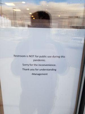 2021-01-07 Smoothie King. Chesterfield, MI. Restrooms closed to public during pandemic.