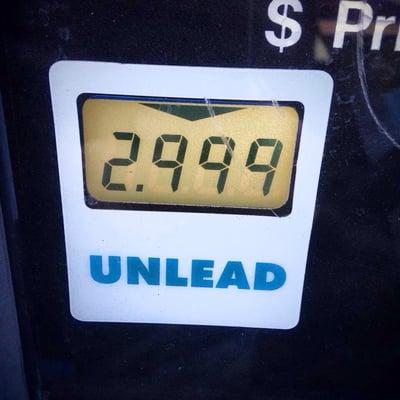 Gas under 3 bucks! Can't believe my eyes :'(