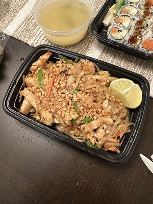 Chicken Pad Thai