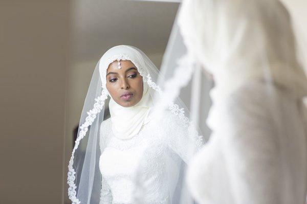 85mm Photography | Minneapolis Wedding Photographers | Islamic Wedding | Muslim Bride | Wedding Dress