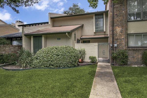 Town home in Garland