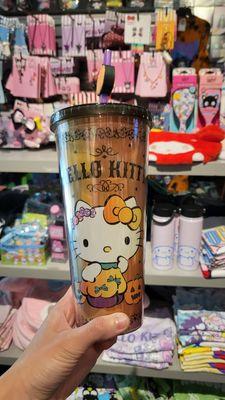 Halloween HELLO KITTY tumbler!