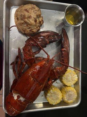 1.5 LB Maine Lobster Roll