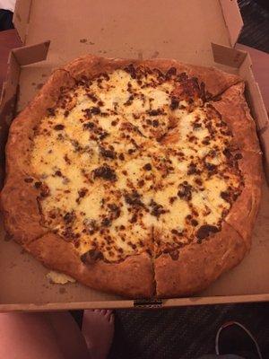 18" beef and cheese pizza. Just enough sauce and excellent flavor.