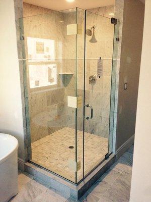 1/2" 90 Degree Frameless Panel Door