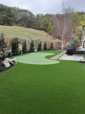 Backyard putting green