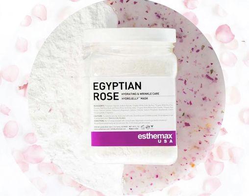 ESTHEMAX HydoJelly masks are cooling & calming, so indulgent, and they all smell absolutely incredible.