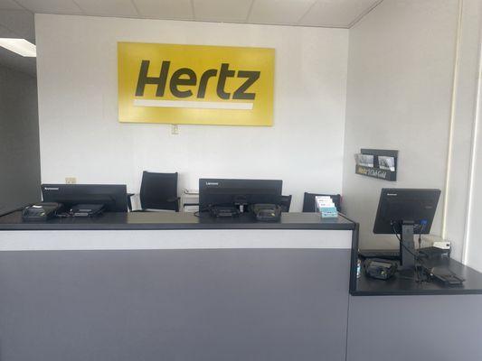 Hertz Car Rental - Norman - North Interstate Drive HLE