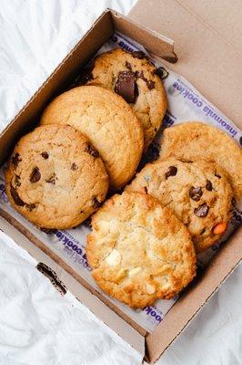 Insomnia Cookies