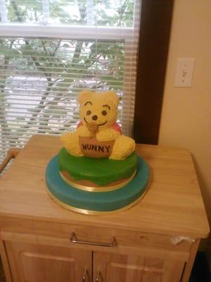 Winnie-the-Pooh cake