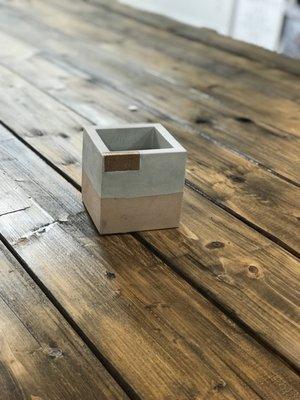 Custom cement candle vessel