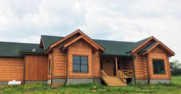 Custom designed and manufactured log cabin by Honest Abe Log Homes near Woodbury, TN.