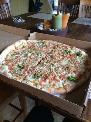 Their chicken and broccoli pizza