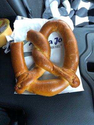 unsalted pretzel