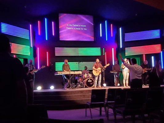 Worship at Discovery Christian Church.