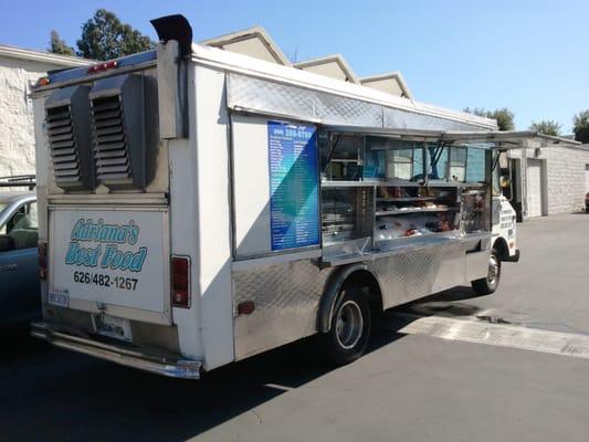 Food truck that always comes around 12pm-1pm