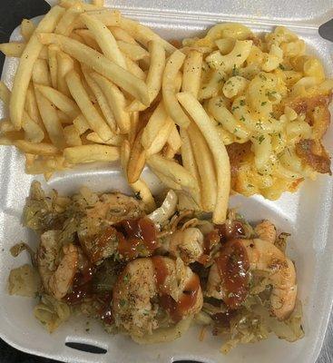 Jerk Shrimp, Mac & Fries