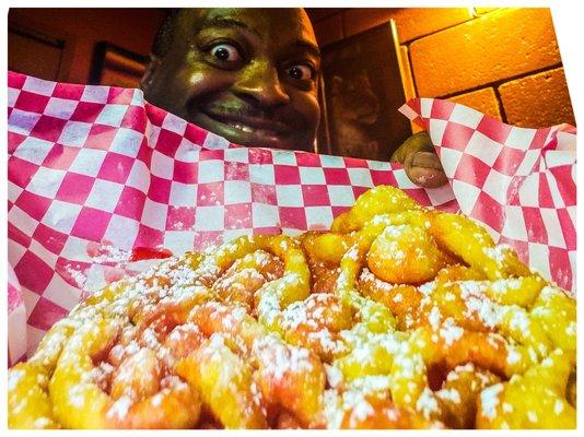 Strawberry Funnel cake!! Mmm mm!