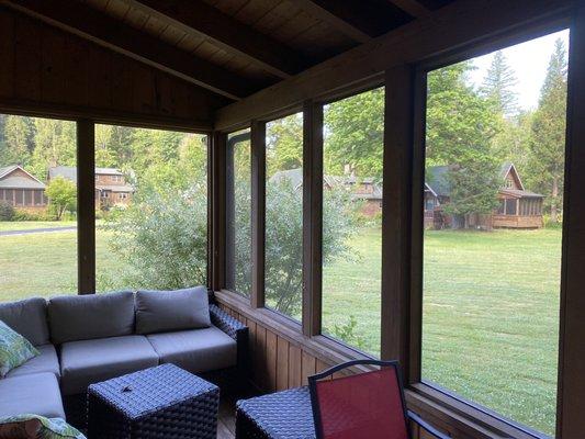 Screened in porch