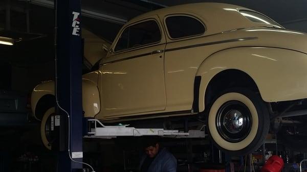 1941 CHEVROLET COUPE  3 SPEED MANUAL TRANSMISSION