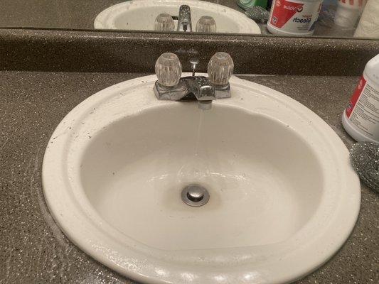 Bathroom sink