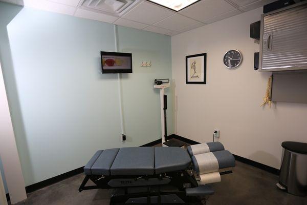 Elite High-Low Table - This table allows a patient with a bad back the ability to lie down without discomfort.