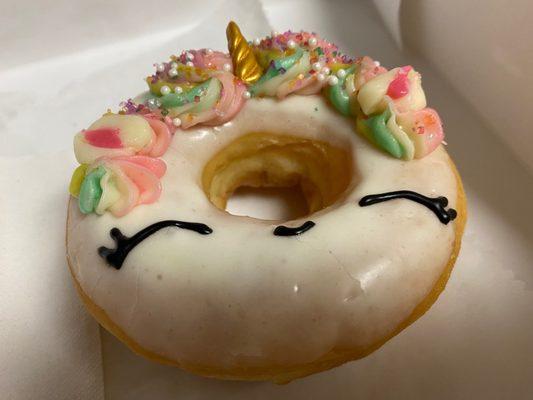 How cute is this frosted Unicorn donut?!