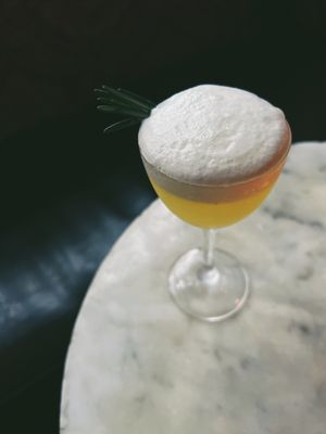 LOVERS ANONYMOUS-- gin, citrus oleo, rosemary, italicus bergamot foam