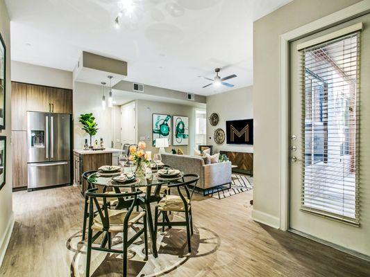 Apartment in Montrose at Buffalo Bayou in Houston