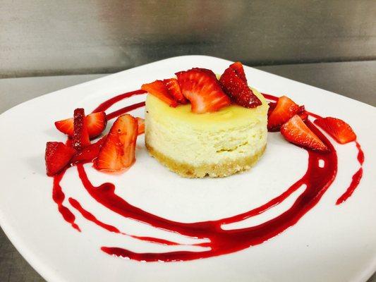 Cheesecake with strawberries