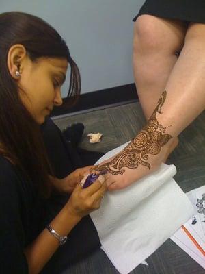 We do henna