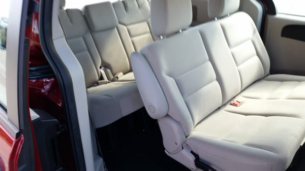 Clean smoke-free interior