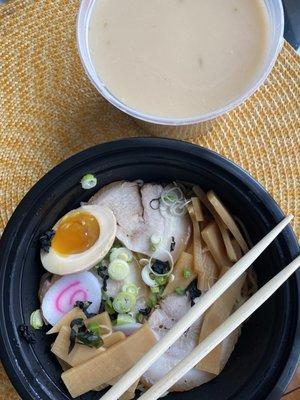 Tonkatsu Ramen to go