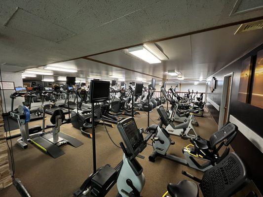 Full cardio studio to fit all your fitness needs!