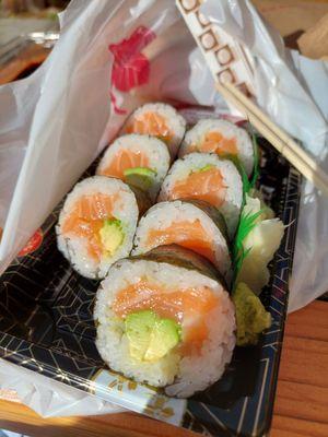 Salmon roll