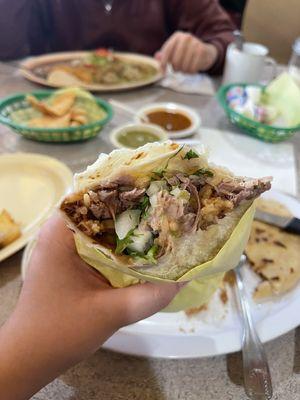 Carnitas burrito