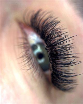 Volume lash extensions