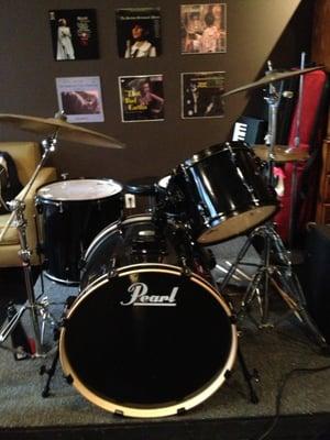 Shiny Black Pearl Drum Kit and Cymbals