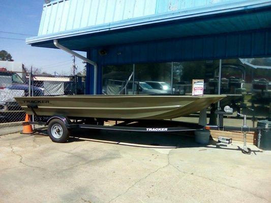 2017 1754 Grizzly & Trailer
 $4,599 & TTL Dealer Cost!