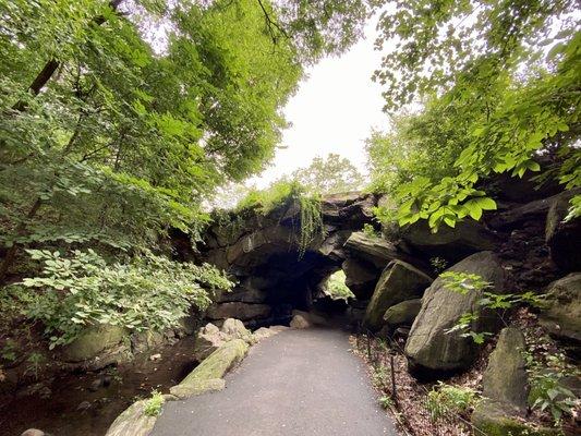 Huddlestone Arch