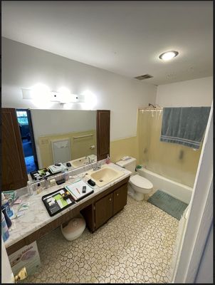 Bathroom remodel before