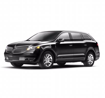 Cavernous Lincoln MKT's hold loads of luggage and allow passengers to stretch their legs in the spacious rear seat.