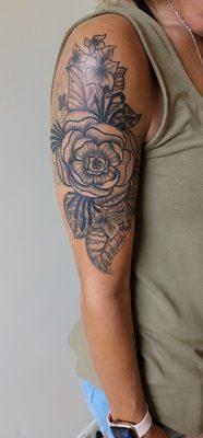 Geometric and realism tattoos