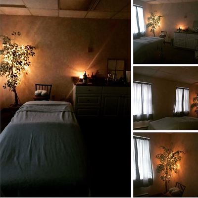 Rates are $65 1hr, 90 m $80, 2hr $140. Online booking, gift certificates, purchases and massage membership avail at Vagaro.com