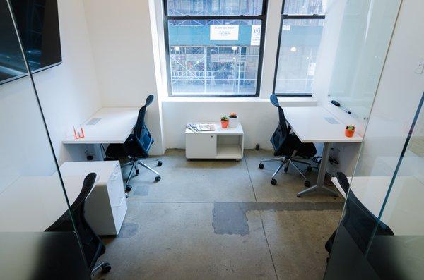 Private offices ranging from 1-person to 40-persons