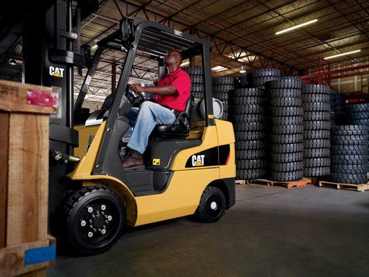 Rugged and dependable Cat Lift Trucks