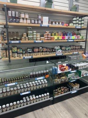 Huge selection of cbd edibles, topicals, tinctures and much much more!